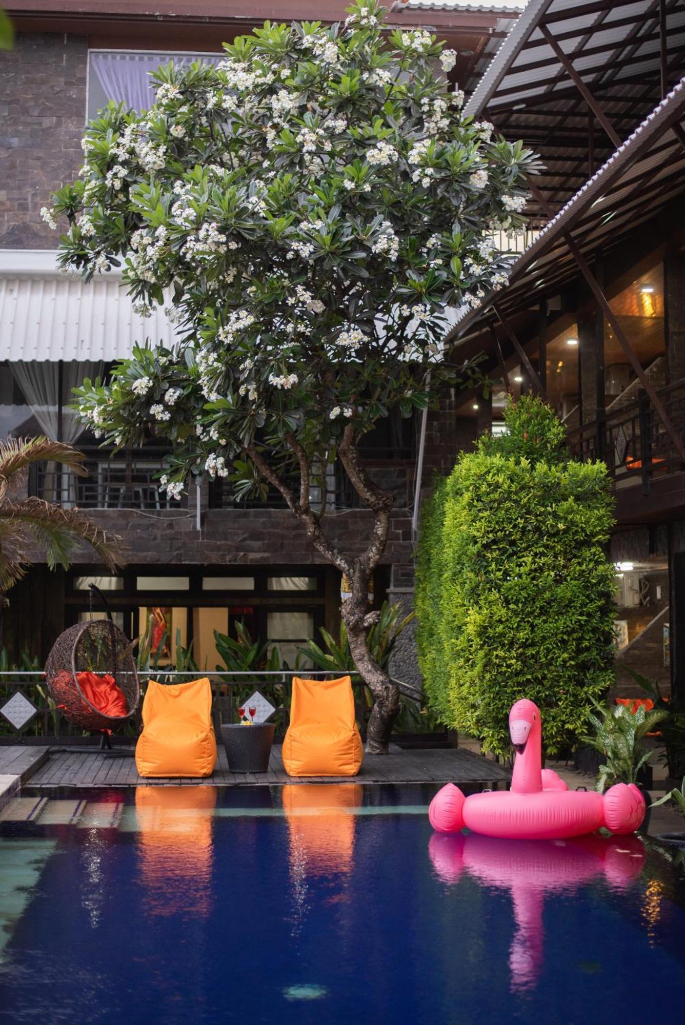 L'Amore Hotel Seminyak Екстер'єр фото